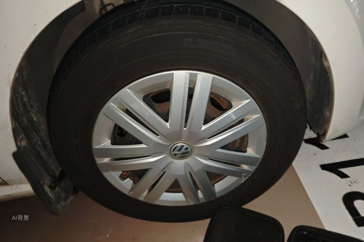 Volkswagen Polo 2019 car image #9