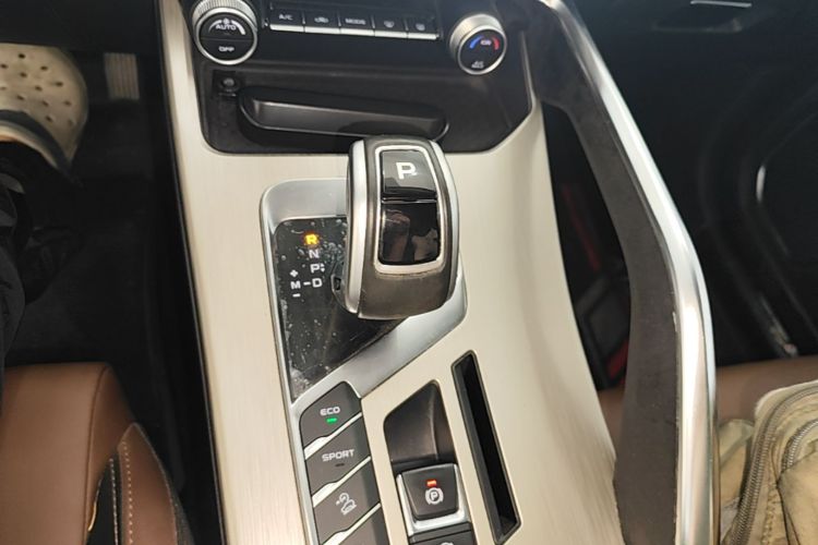 GEELY Coolray 2019 #14 GEELY Coolray 2019 صورة سيارة #14