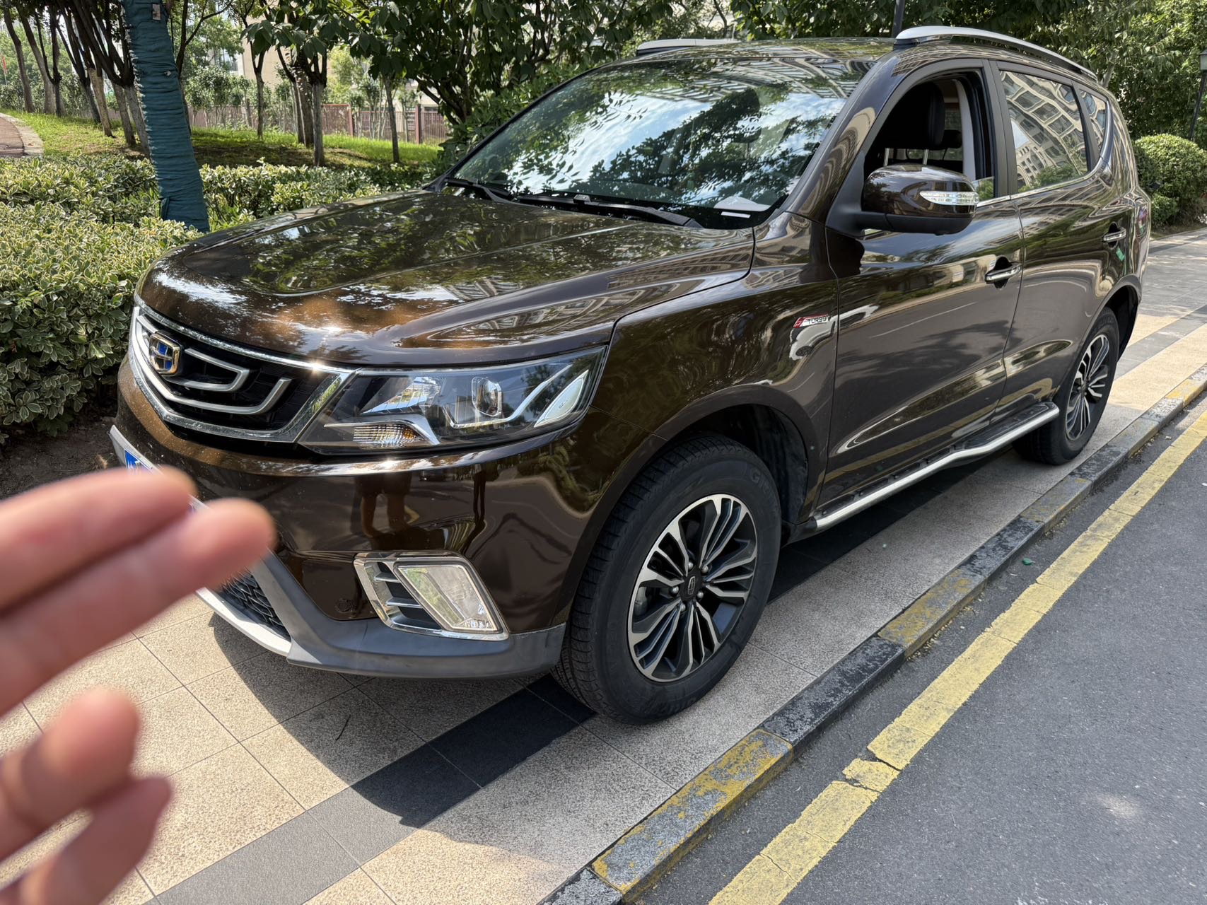 GEELY Vision X6 2017 car image 