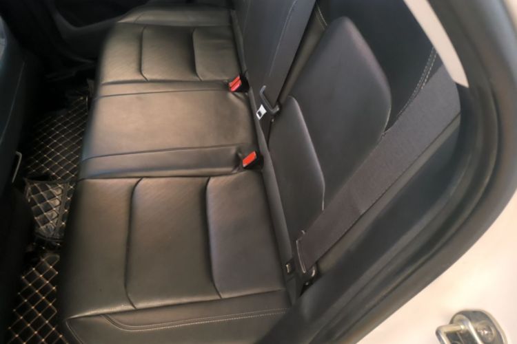 GEELY Emgrand 2022 #17 GEELY Emgrand 2022 car image #17