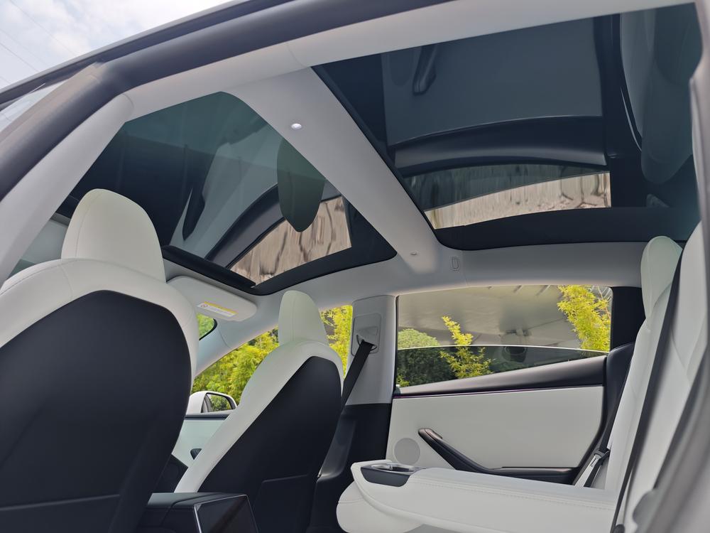 Tesla Model 3 2025 car image #18