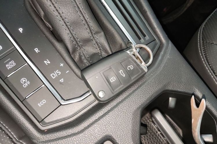 Volkswagen Lavida 2022 car image #9