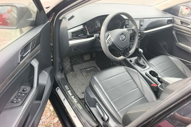 Volkswagen Lavida 2020 car image #16