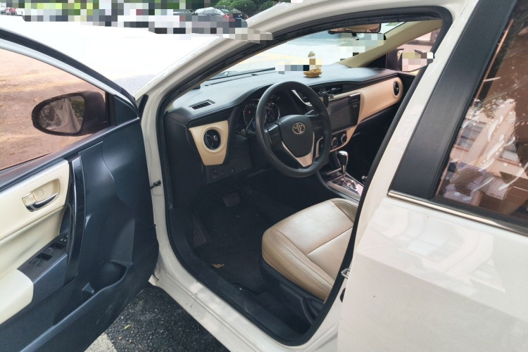 Toyota Corolla 2017 #13 Toyota Corolla 2017 car image #13
