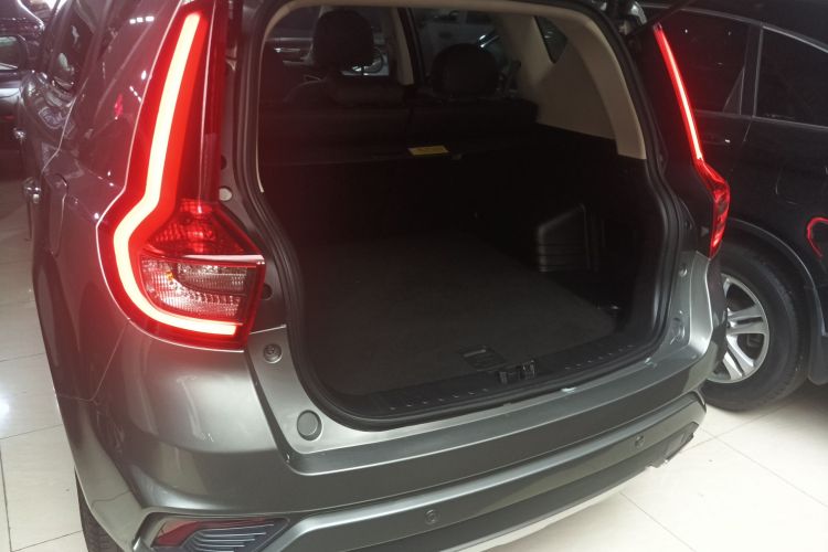 GEELY Vision X6 2019 immagine di auto #19