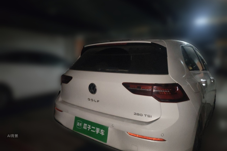 Volkswagen Golf 2023 car image #6