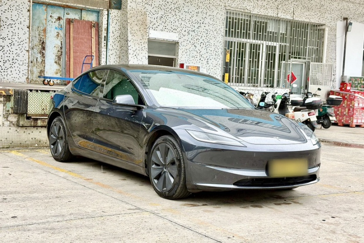 Tesla Model 3 2024 #3 Tesla Model 3 2024 car image #3