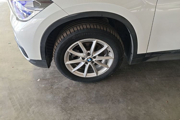 BMW X1 2018 #9 BMW X1 2018 car image #9