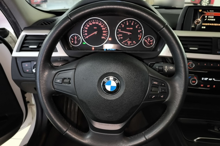 BMW 3 Series 2015 #11 BMW 3 Series 2015 immagine di auto #11