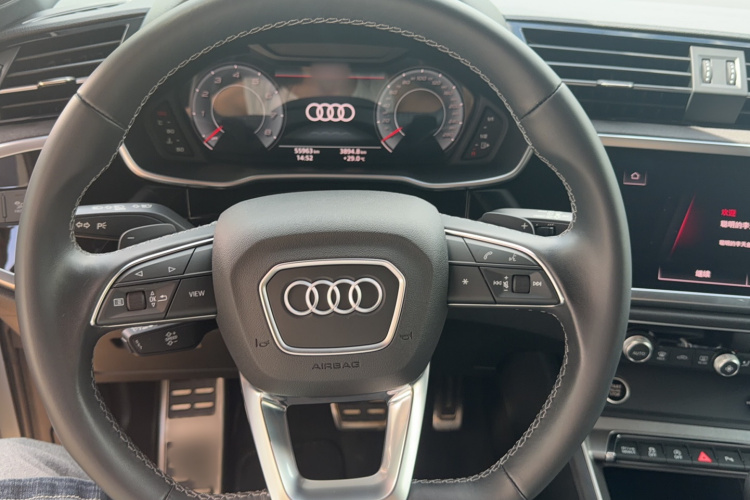 Audi Q3 2022 #12 Audi Q3 2022 car image #12