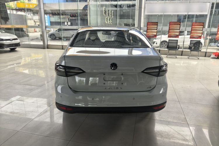 Volkswagen Lavida 2026 car image #5
