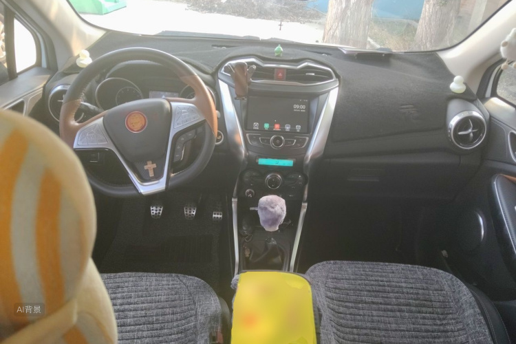 BYD Yuan 2016 #11 BYD Yuan 2016 car image #11