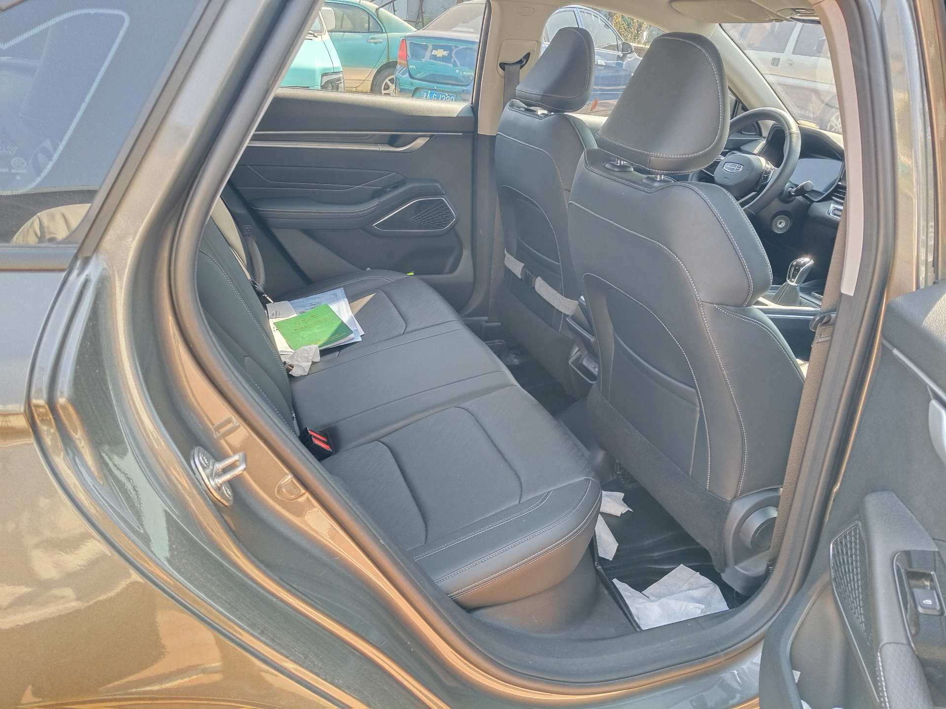 GEELY Emgrand 2023 car image #9