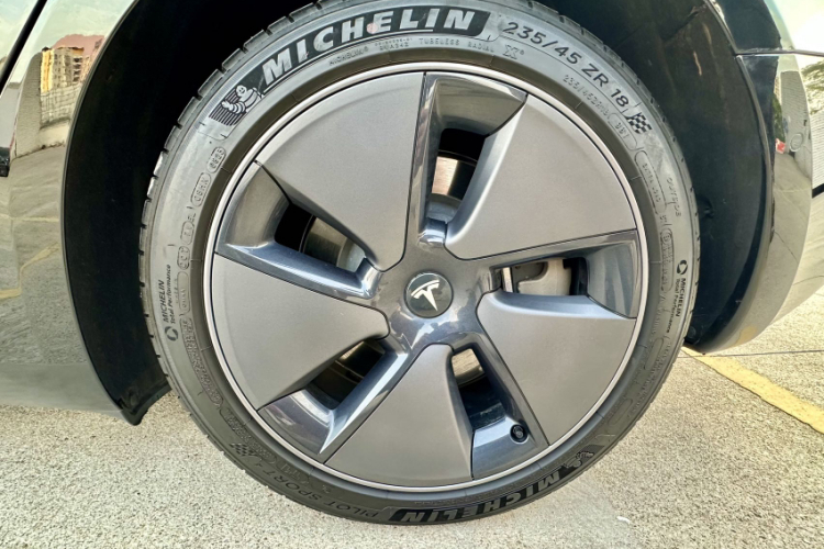 特斯拉 Model 3 2023 汽车图片 #7