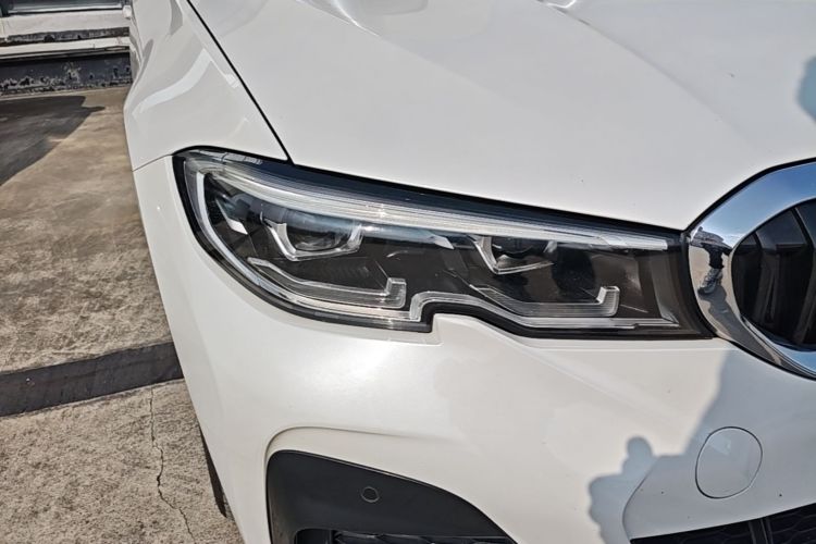 BMW 3 Series 2022 #8 BMW 3 Series 2022 car image #8