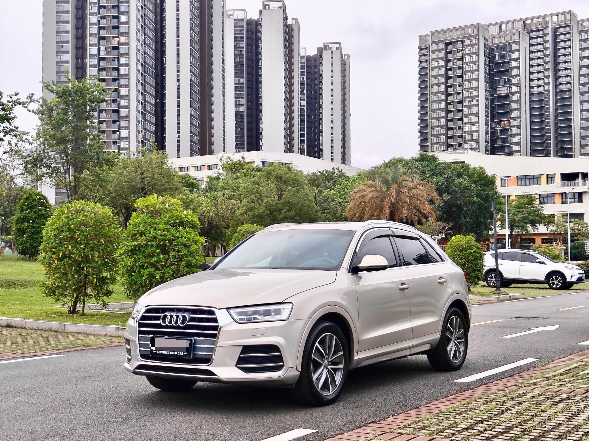 Audi Q3 2018 car image 