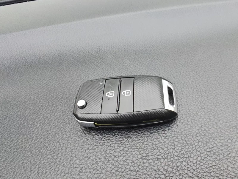 Kia Pegas 2018 imagen de coche #25