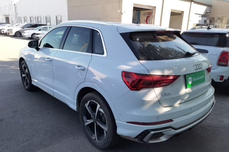 Audi Q3 2025 car image #5