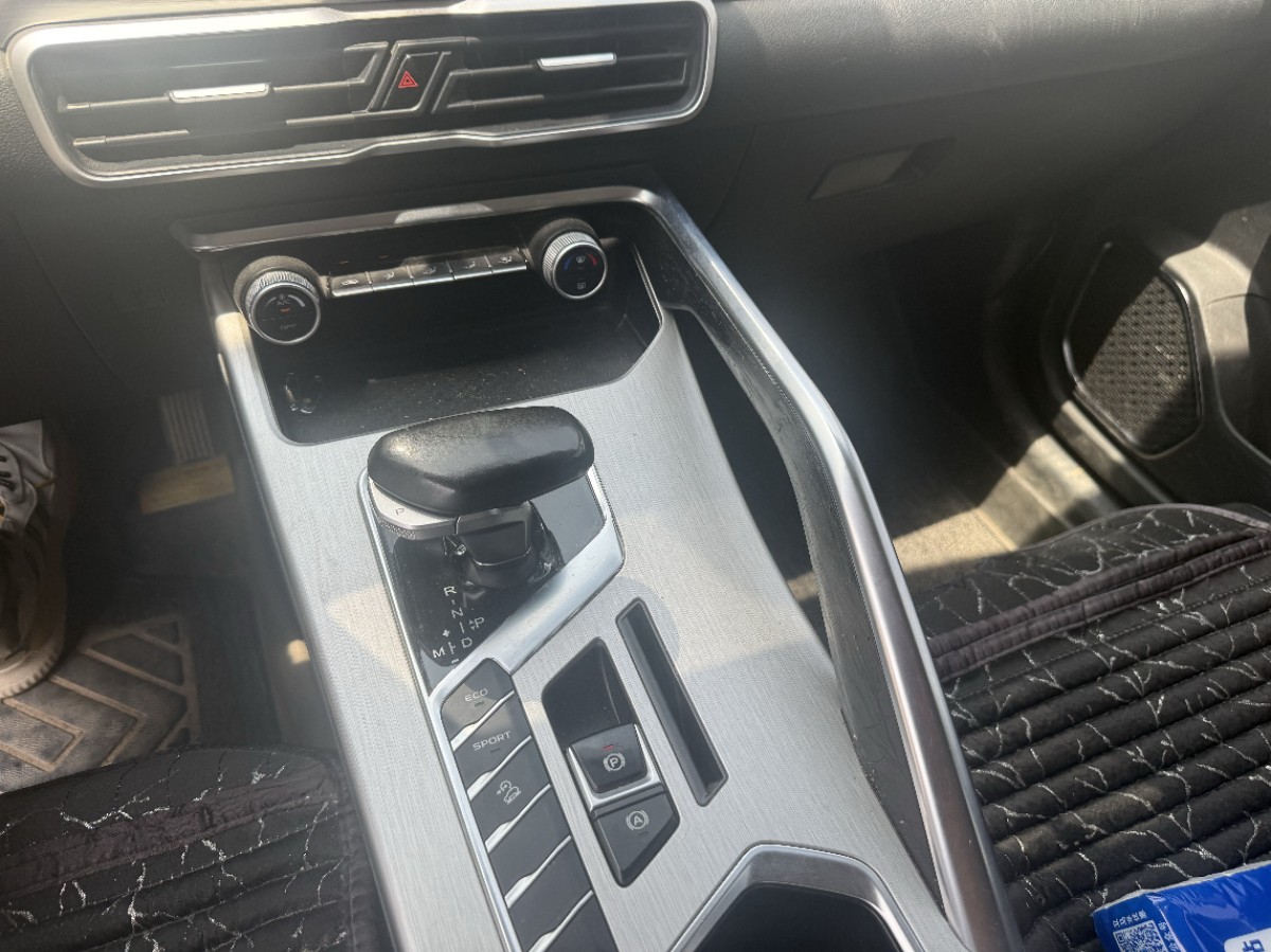 GEELY Coolray 2021 car image #8