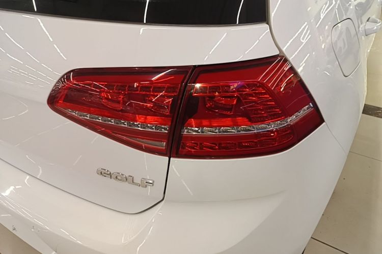Volkswagen Golf 2016 car image #8