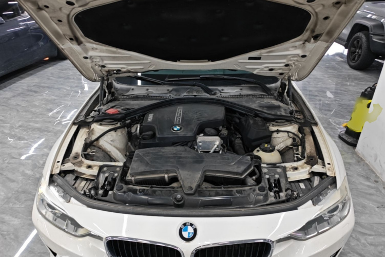 BMW 3 Series 2015 #22 BMW 3 Series 2015 car image #22