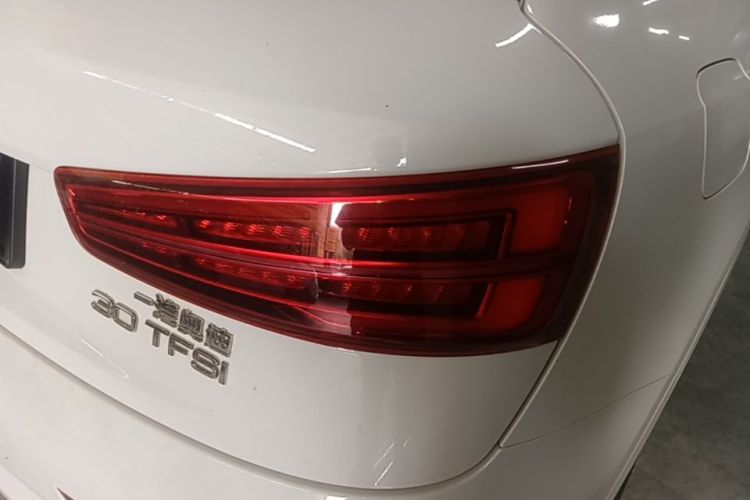 Audi Q3 2017 #8 Audi Q3 2017 car image #8