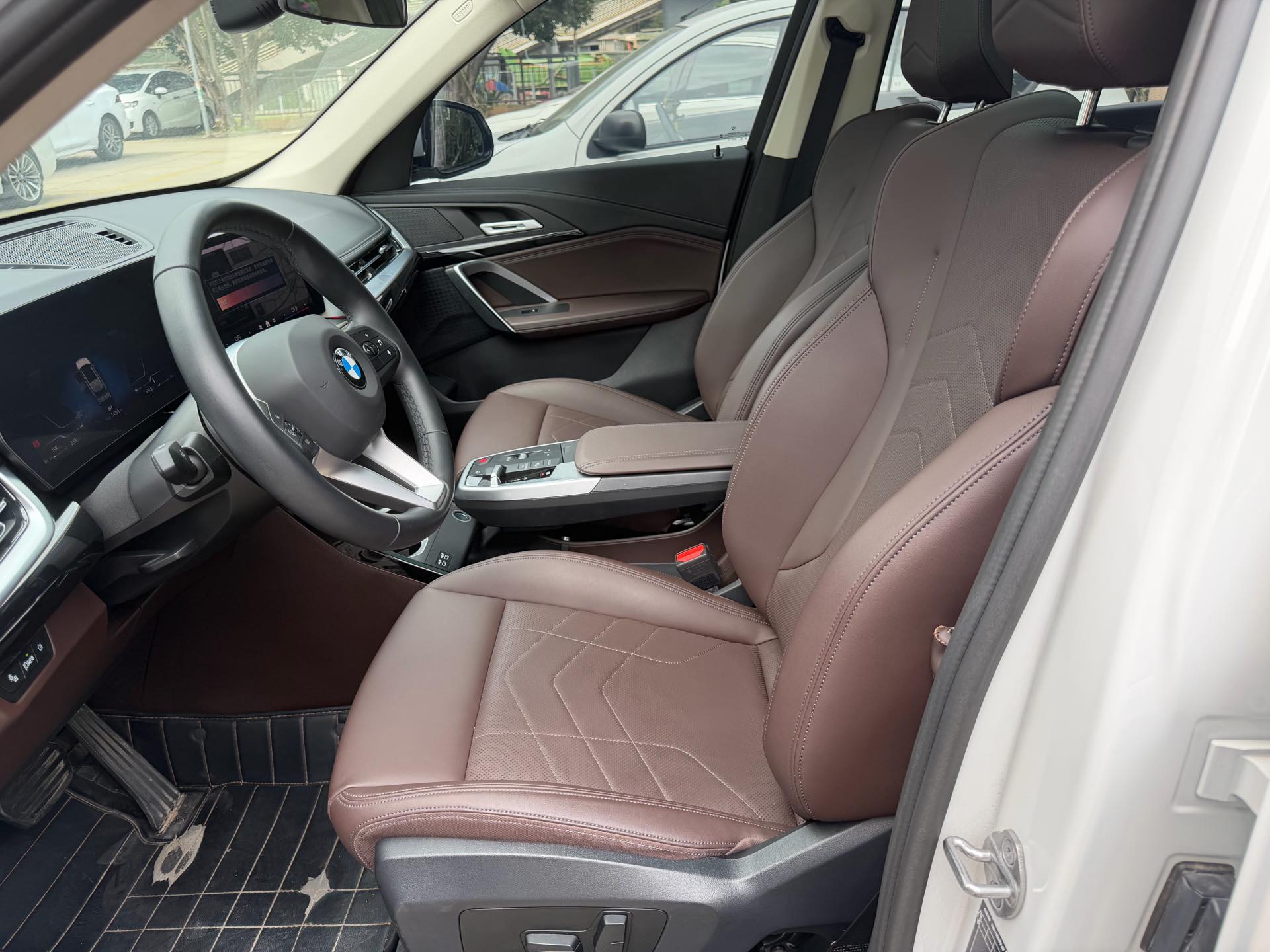 BMW X1 2023 imagen de coche #4