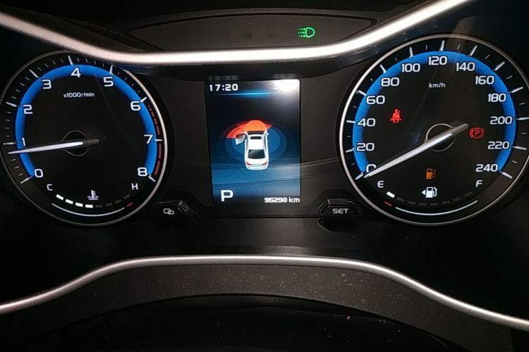 GEELY Emgrand 2019 #12 GEELY Emgrand 2019 car image #12