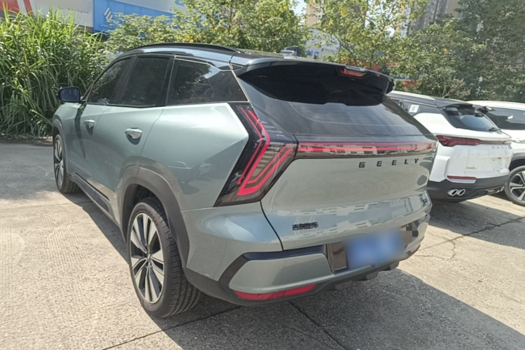GEELY Boyue L 2026 car image #5