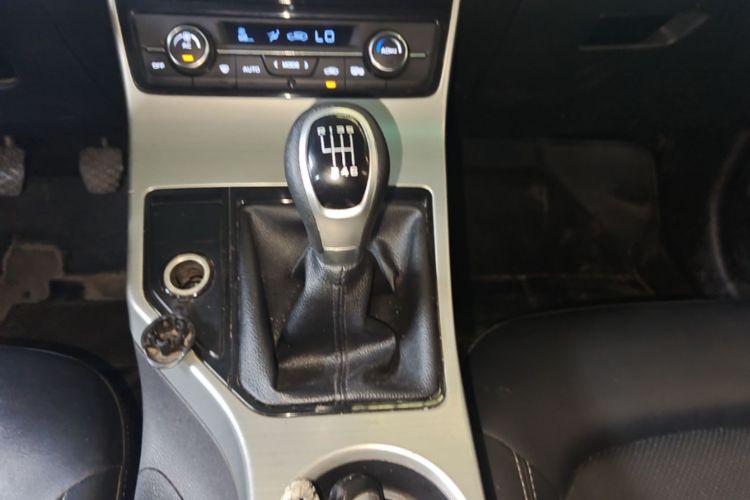 GEELY Emgrand GL 2016 immagine di auto #14