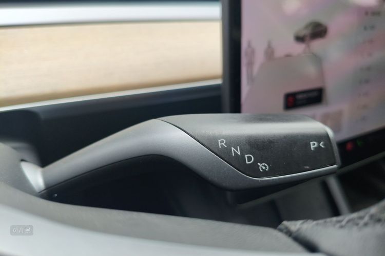 Tesla Model 3 2021 #16 Tesla Model 3 2021 car image #16