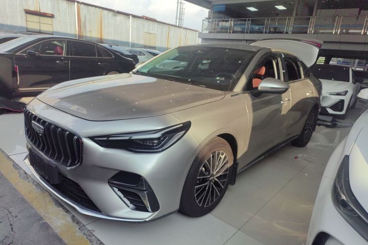 GEELY Emgrand 2026 car image #2