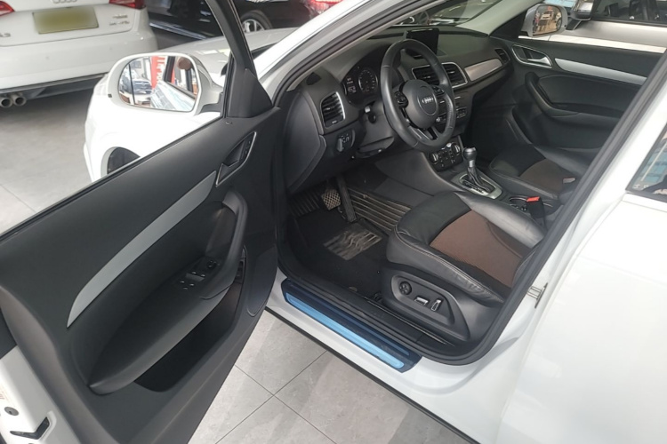 Audi Q3 2018 #16 Audi Q3 2018 immagine di auto #16