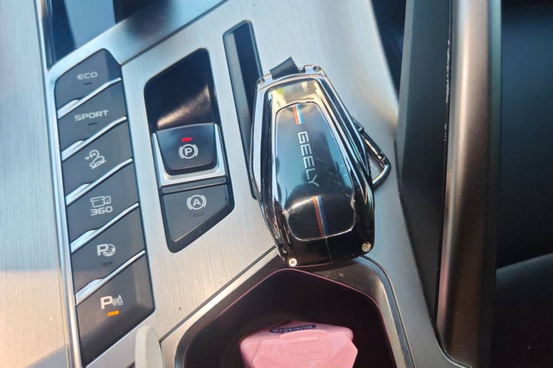 GEELY Coolray 2020 car image #28