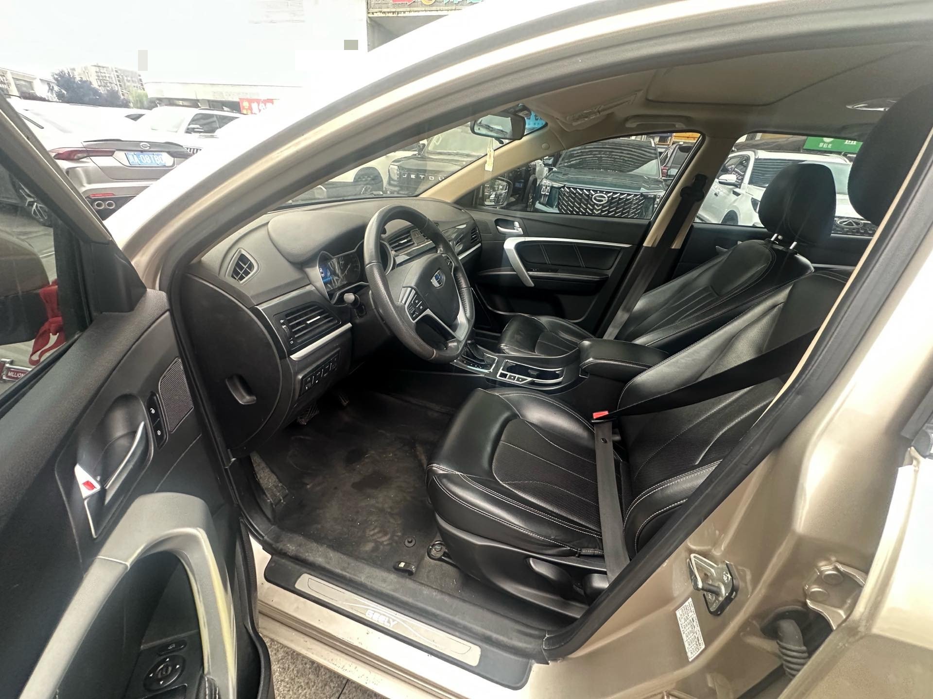 GEELY Emgrand 2017 car image #4