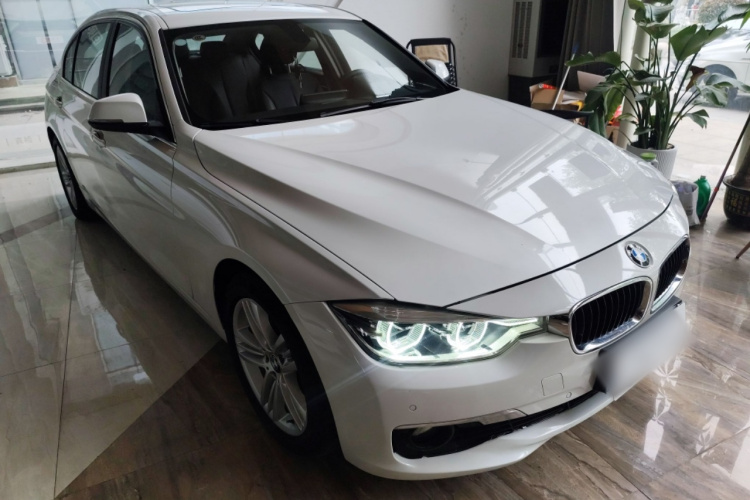 BMW 3 Series 2017 car image #4