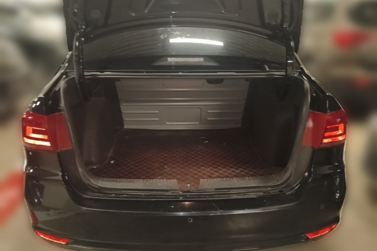 Volkswagen Santana 2019 immagine di auto #21