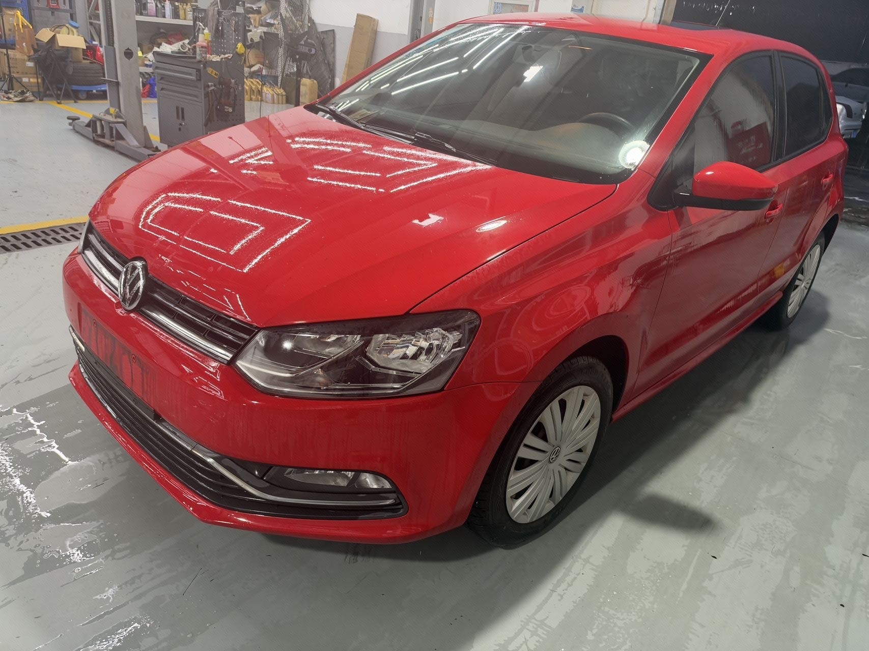 Volkswagen Polo 2017 Volkswagen Polo 2017 car image