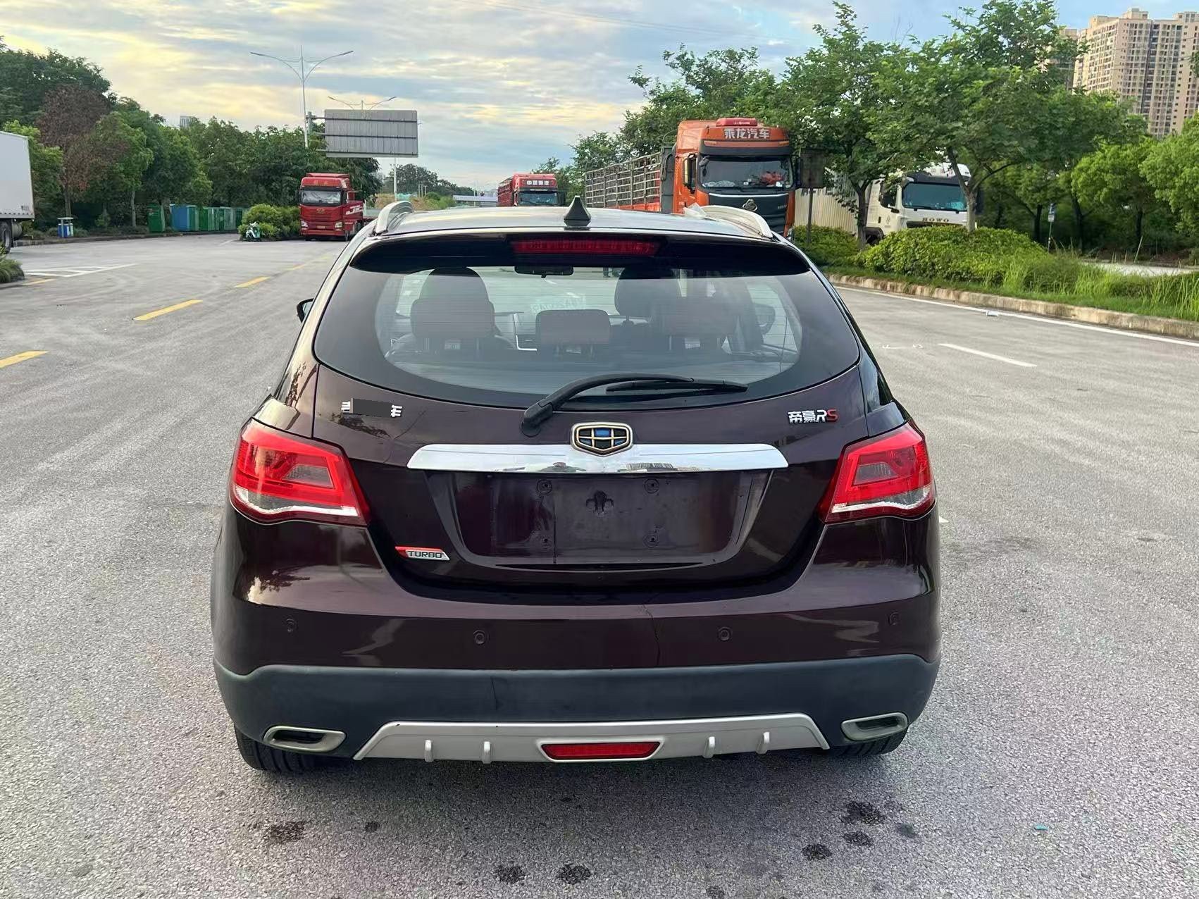 GEELY Emgrand 2017 car image #5