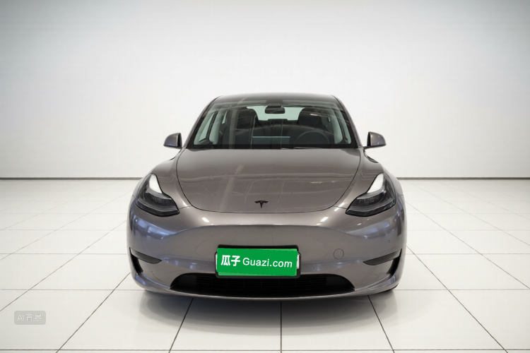 Tesla Model Y 2023 #3 Tesla Model Y 2023 car image #3