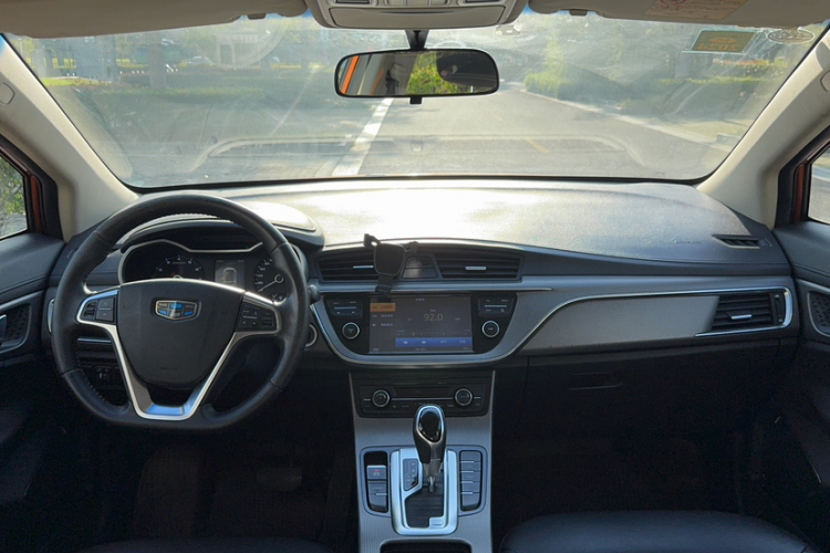 GEELY Emgrand GS 2016 صورة سيارة #13