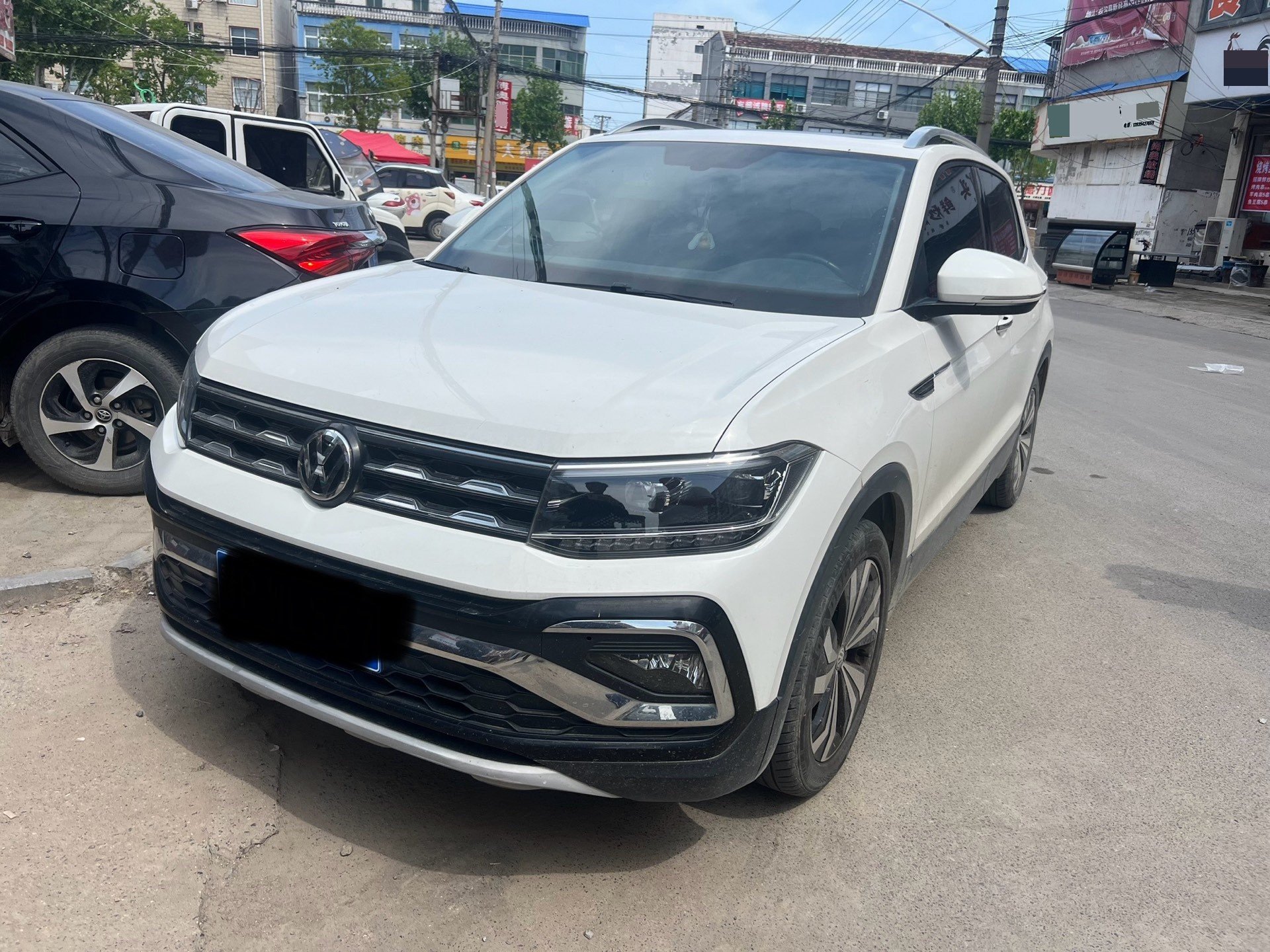 Volkswagen T-Cross 2020 Volkswagen T-Cross 2020 car image