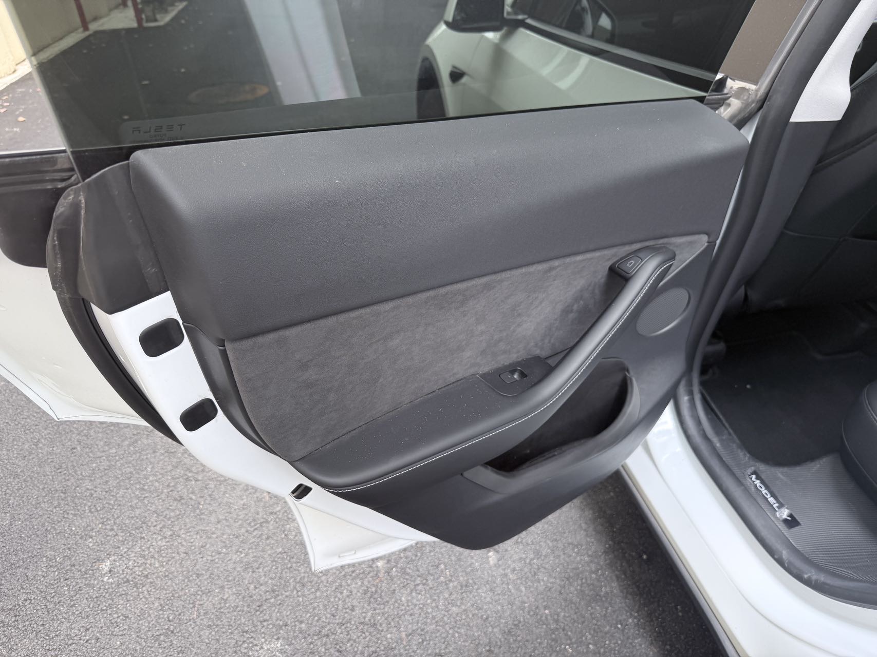 Tesla Model Y 2024 car image #7