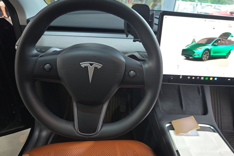 Tesla Model Y 2024 #11 Tesla Model Y 2024 car image #11