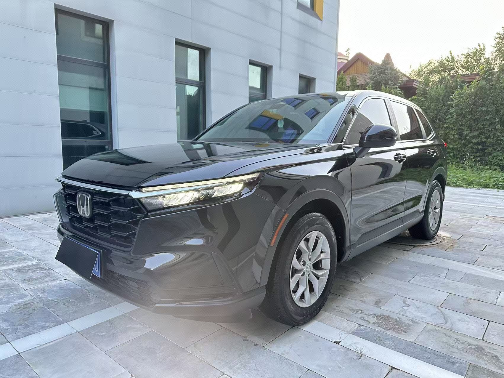 Honda CR-V 2024 car image 