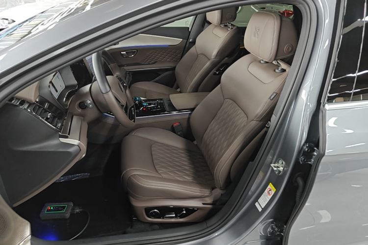 BYD Han 2024 #19 BYD Han 2024 car image #19