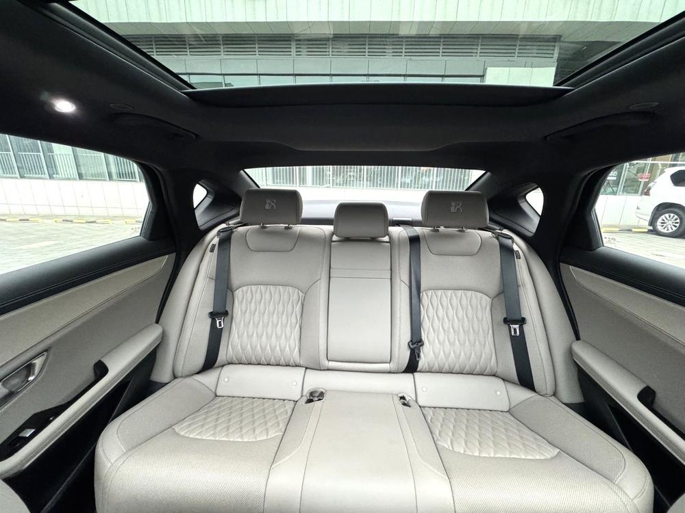 BYD Han 2024 car image #14