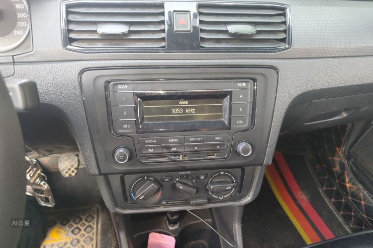 Volkswagen Santana 2019 صورة سيارة #15