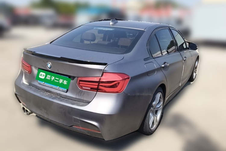 BMW 3 Series 2018 car image #7