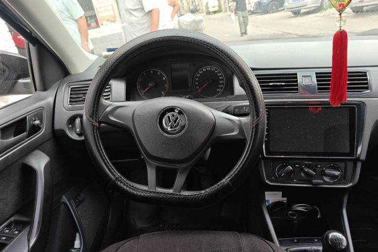 Volkswagen Santana 2021 car image #11